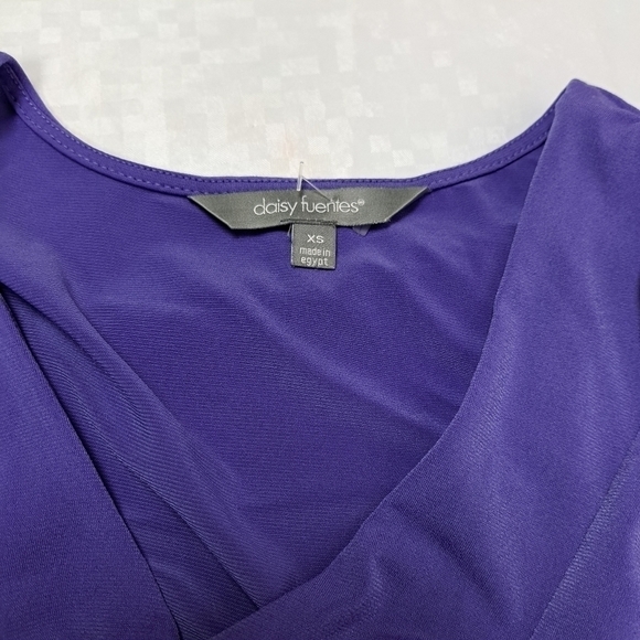 Daisy Fuentes Purple Twist Knot Top Short Sleeve - Picture 5 of 10